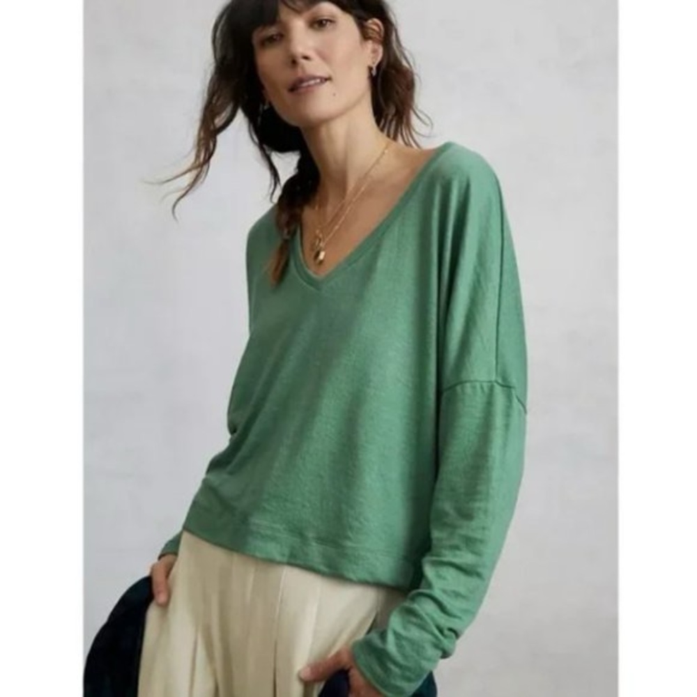 Anthropologie Green V-Neck Women's Top-Lg